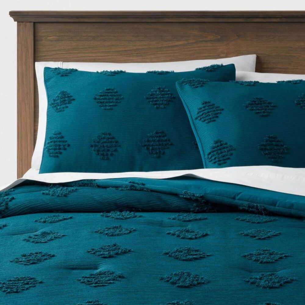 Twin/Twin Extra Long Tufted Diamond Crinkle Comforter & Sham Set Dark Teal Blue